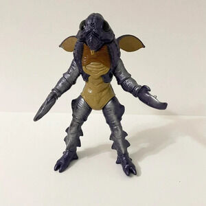 1993 Bandai Mighty Morphin Power Rangers Guitardo Alien Purple Fly Action Figure